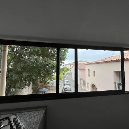 Grand - 2 A 6 Places Lunel (Herault)