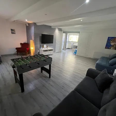Grand - 2 A 6 Places Appartement Lunel (Herault)